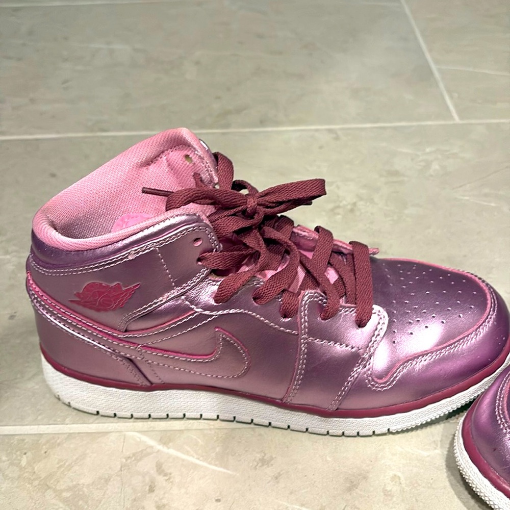Metallic Pink Mid Jordans Size 6Y (fits womens 7.5)